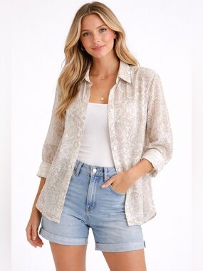 37. Halogen • NWT $80 USD Light Beige Printed Button-Down Shirt - PTP 24”